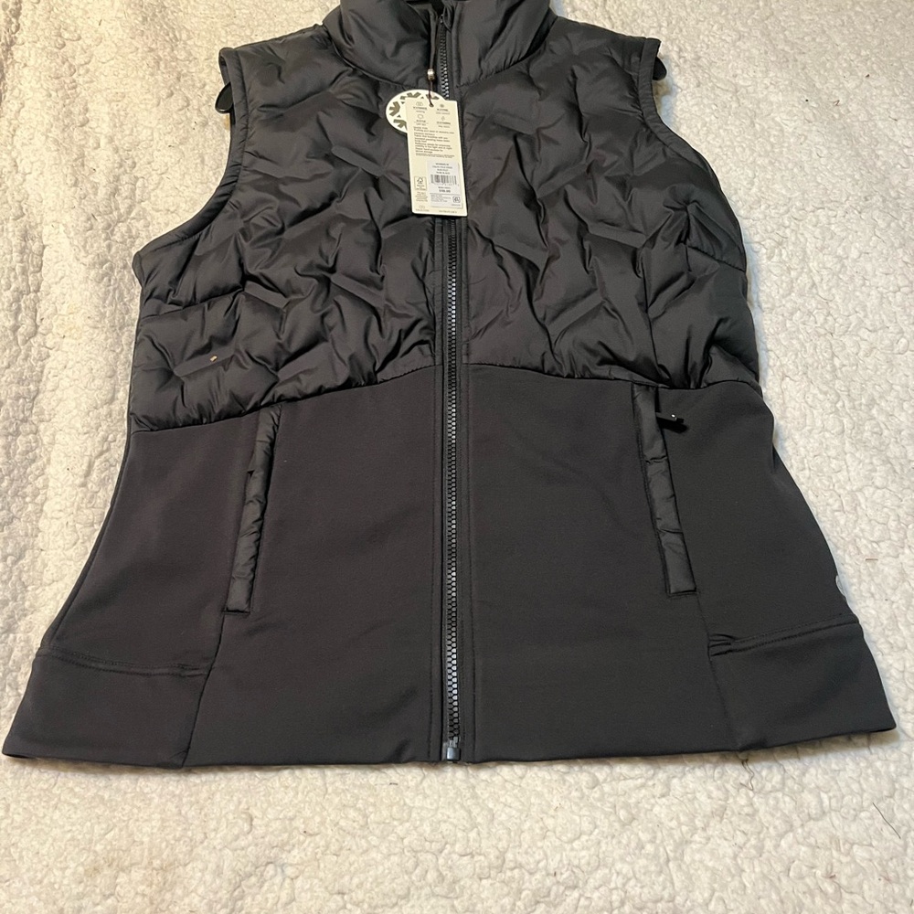 CALIA by Carrie Underwood Black Cold Weather Run Vest size M